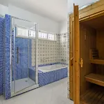 Marina - Pool & Sea View فيلة
