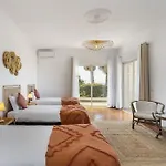 Marina - Pool & Sea View فيلة