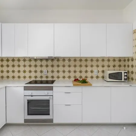 Vila Marina - Pool & Sea View