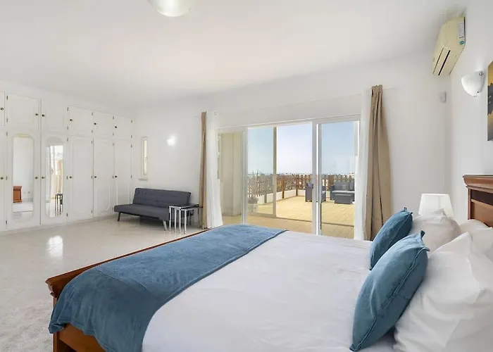 Villa Marina - Pool & Sea View *